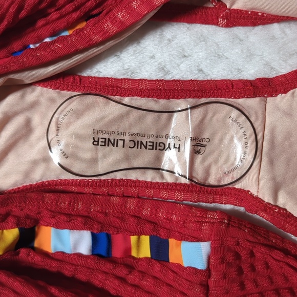 Cupshe Waffle Knit Cross Back Triangle Top & Hipster Bikini Bottoms Set - Picture 11 of 11